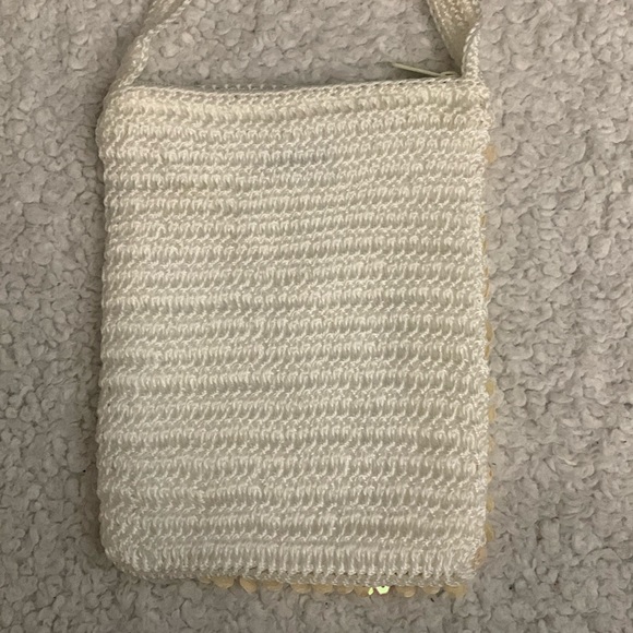 White / Pearly Colored Mini Crochet and Sequin Bag - Picture 7 of 15